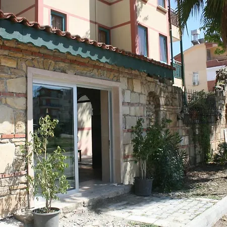 Elit Koseoglu Apart 2* סייד